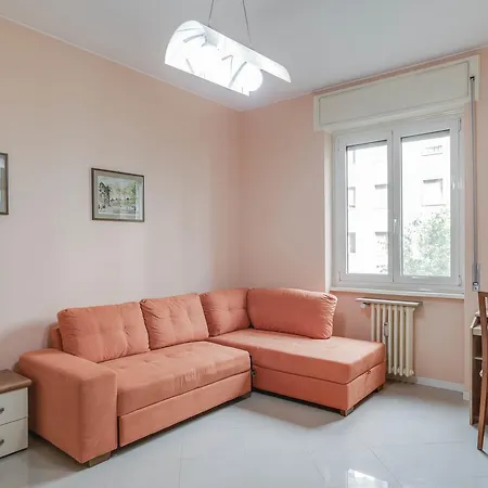 Fantastic Cozy In Lotto Centre Of Apartamento Milão